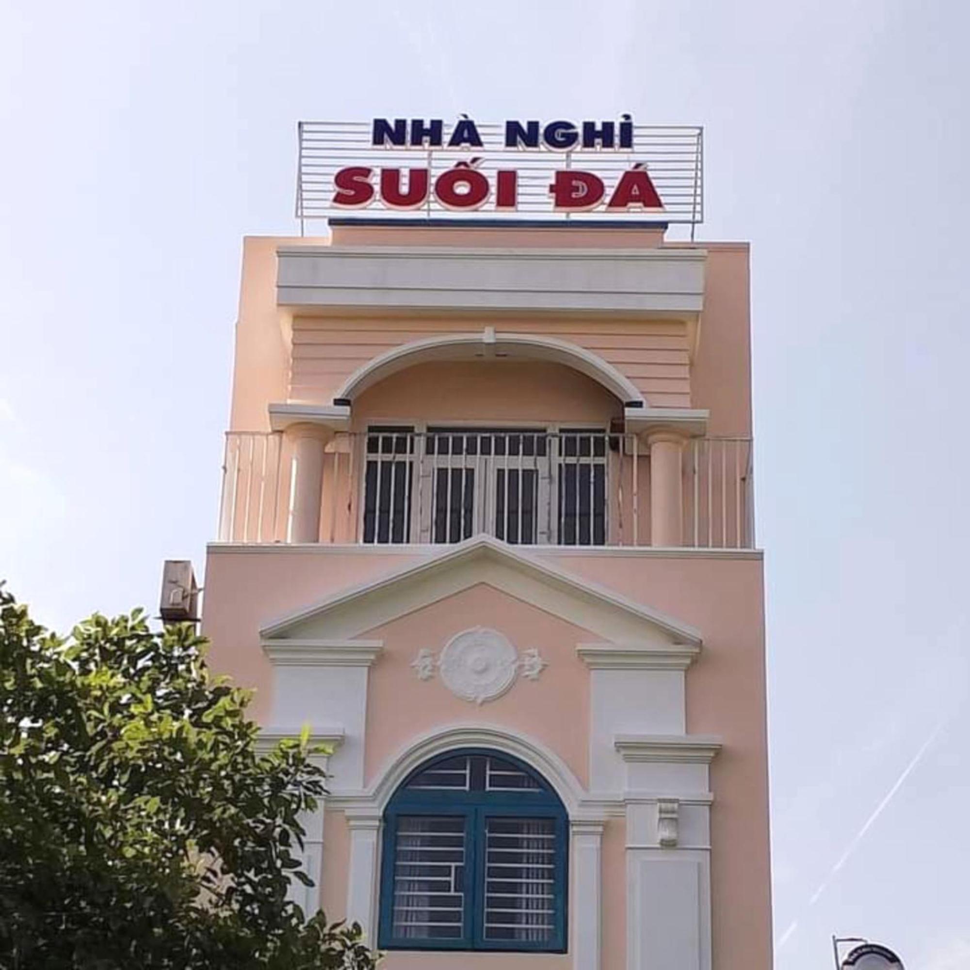 Oyo 1187 Suoi Da Motel Đà Nẵng Ngoại thất bức ảnh